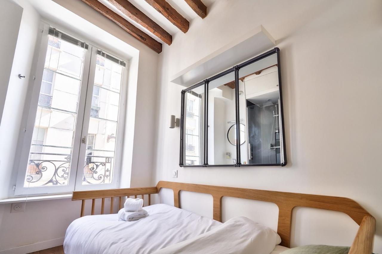Cute And New Studio Duplex In The Heart Of Paris Bagian luar foto