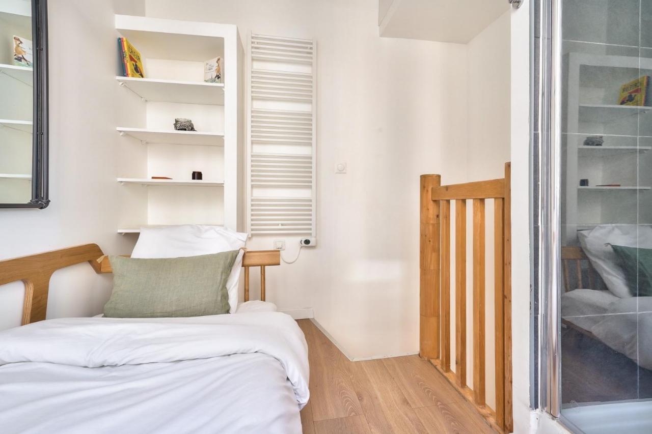 Cute And New Studio Duplex In The Heart Of Paris Bagian luar foto